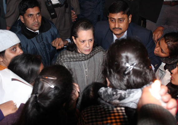 Sonia meets protesters